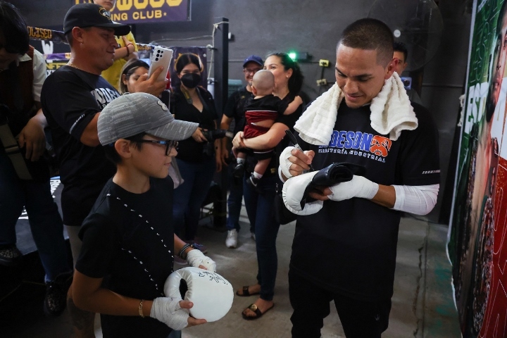 Photos Juan Francisco Estrada, Argi Cortes Workouts in Mexico